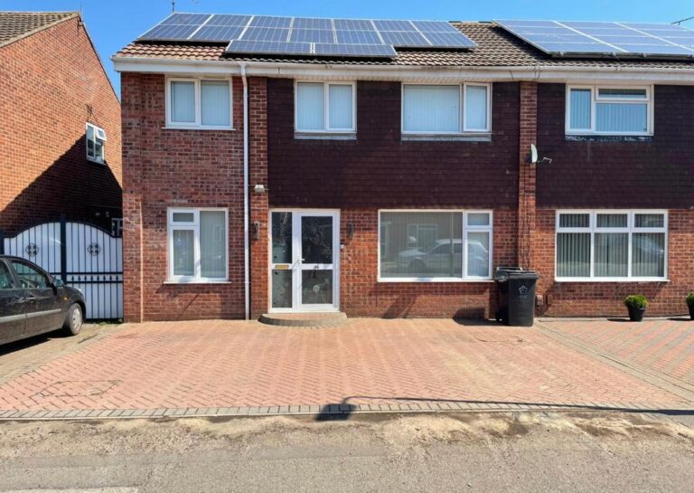 5beds, Leicestershire