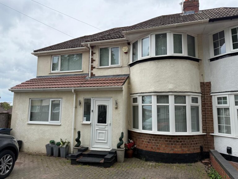 5beds-Sheldon, Birmingham