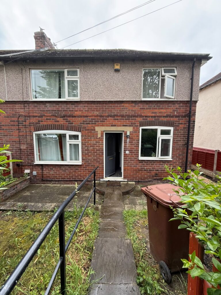 5beds- Wakefield