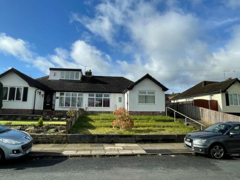 2beds-Bury, Greater Manchester