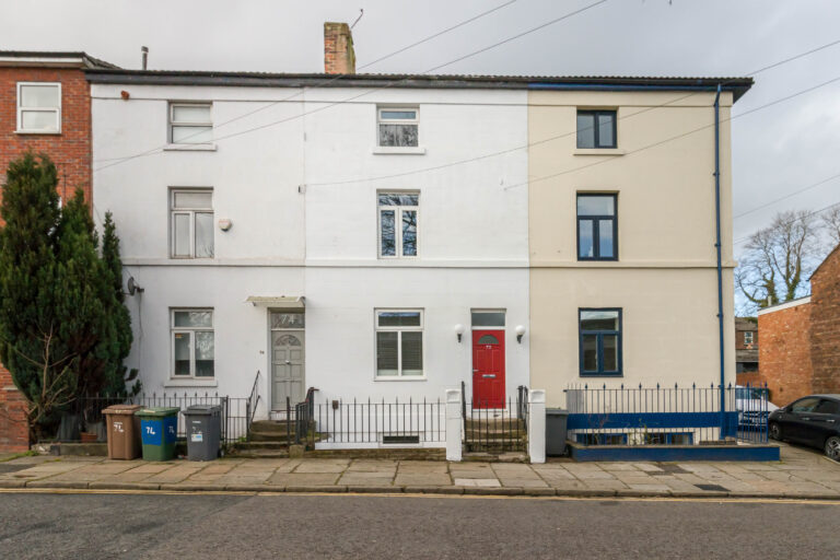 4beds-PRENTON, WIRRAL
