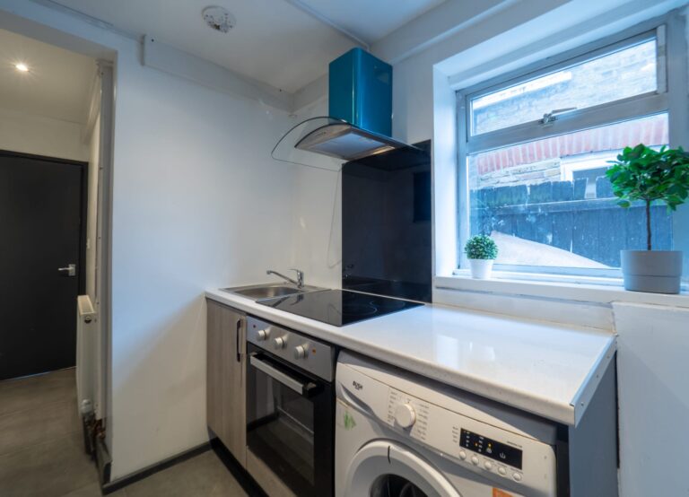 5beds- Hertfordshire