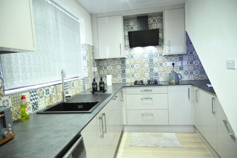 3 child approved, compliant-Leicester